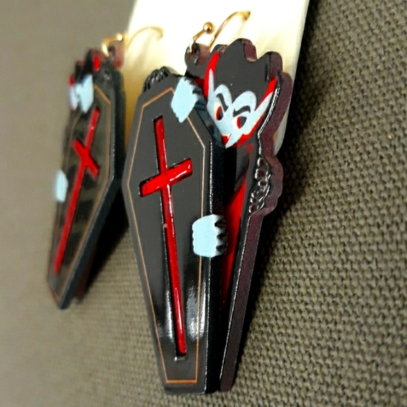 Dracula Coffin Dangle Earrings - Picture 4 of 8